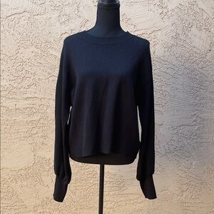 Oat New York Cropped Balloon Sleeve Sweater